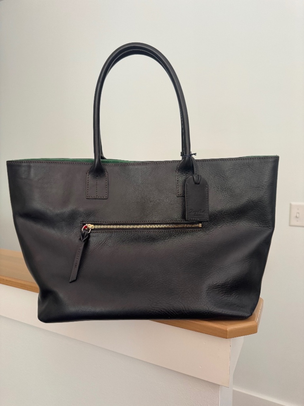 Dooney and Bourke Russel Medium Black Tote NWT